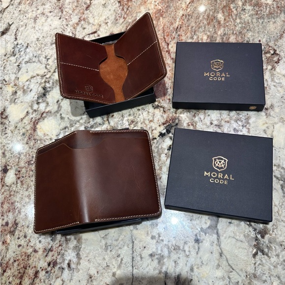 2 Moral Code wallets